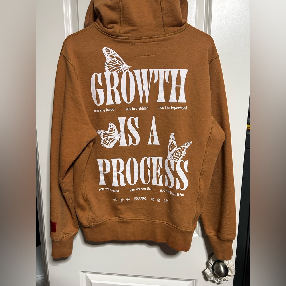 CHANGE clothing sweatshirt